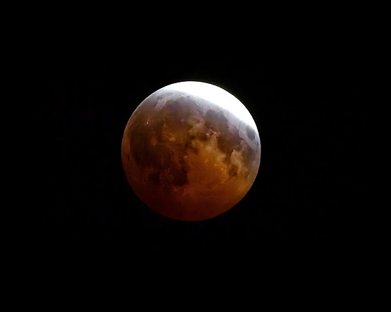 Persistence. The full Sturgeon Moon, Lunar Eclipse, August 2026-ResizeAI