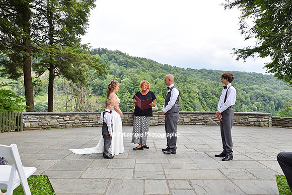 Renee and Greg Wedding_037