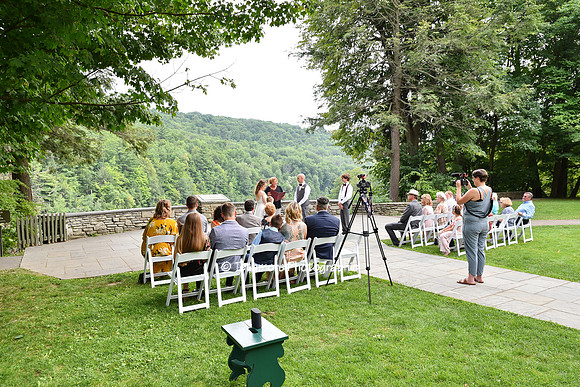 Renee and Greg Wedding_038