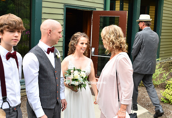 Renee and Greg Wedding_079