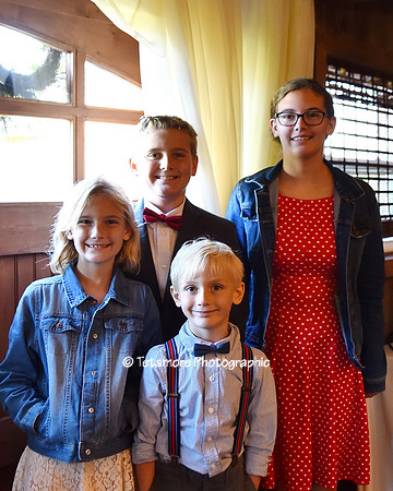 Jenna and Zach 1005-2019_LT_021_resize