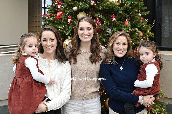Lippa Family 12-31-2024 05