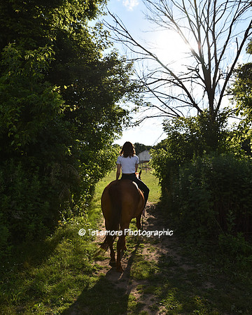 Seaira Aceto Senior Photos 31