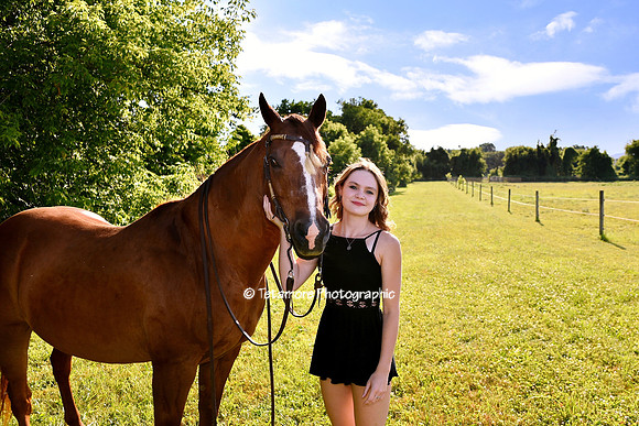 Seaira Aceto Senior Photos 22