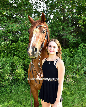 Seaira Aceto Senior Photos 20
