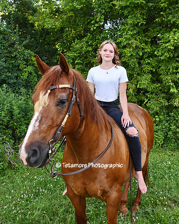 Seaira Aceto Senior Photos 27