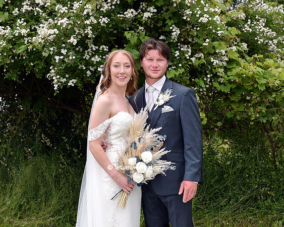 Jessica and Tim 06-02-2024 223