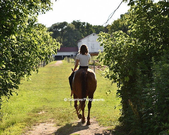 Seaira Aceto Senior Photos 33